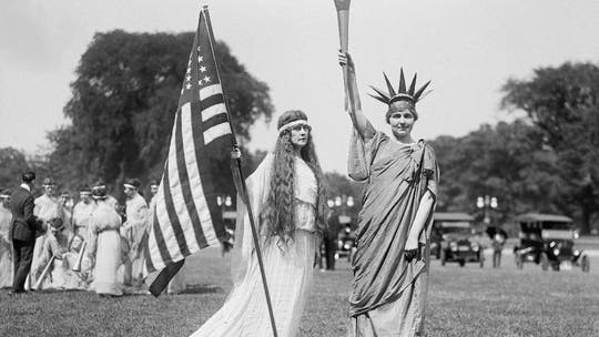 July 4th photo feature: These pictures over the years honor and celebrate America's independence