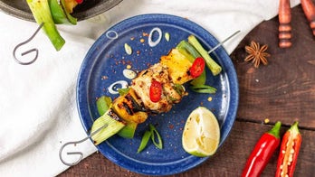 Grilled teriyaki chicken pineapple skewers: Try the recipe